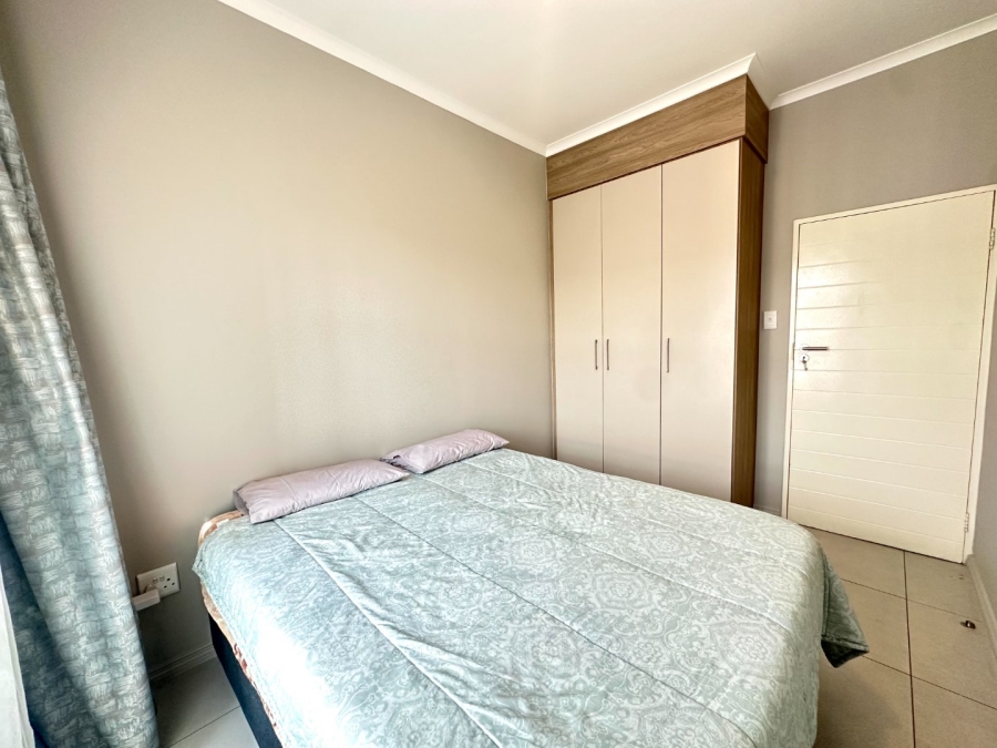2 Bedroom Property for Sale in Crowthorne AH Gauteng