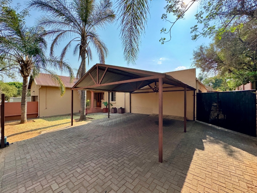 3 Bedroom Property for Sale in Lyttelton Manor Gauteng
