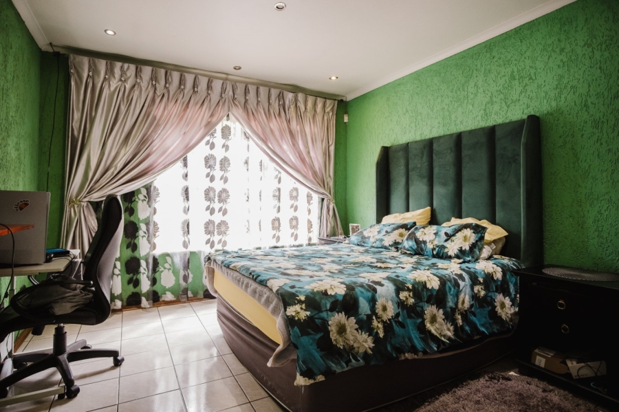 3 Bedroom Property for Sale in Alan Manor Gauteng