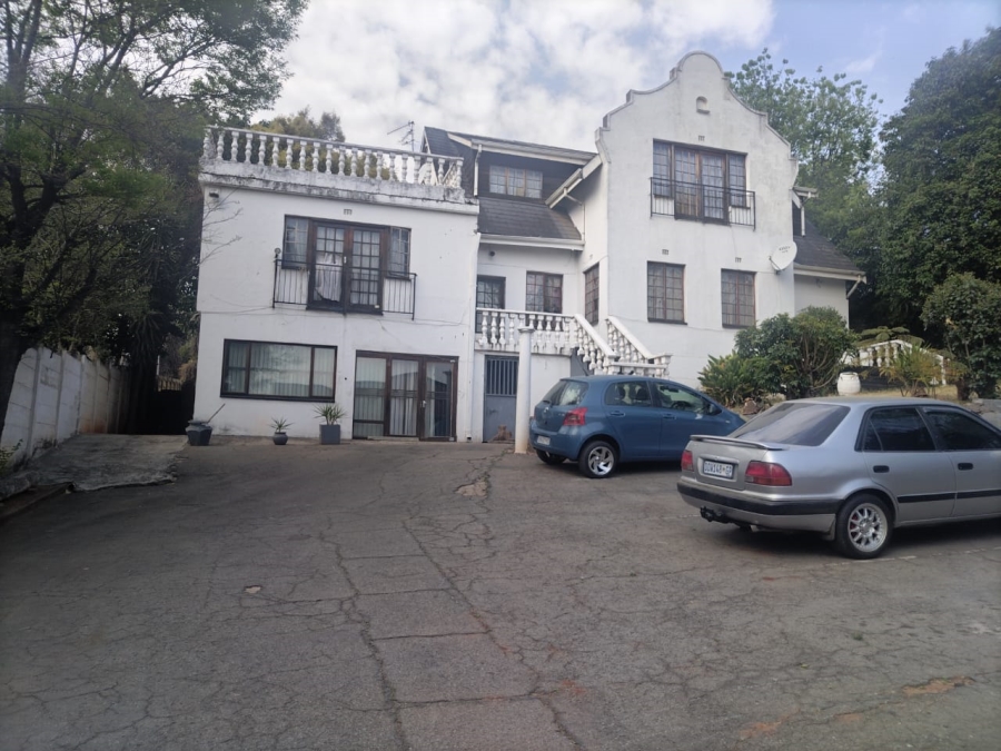 6 Bedroom Property for Sale in Melville Gauteng