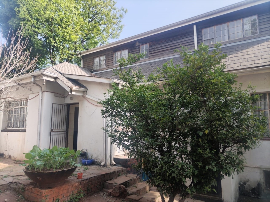 6 Bedroom Property for Sale in Melville Gauteng