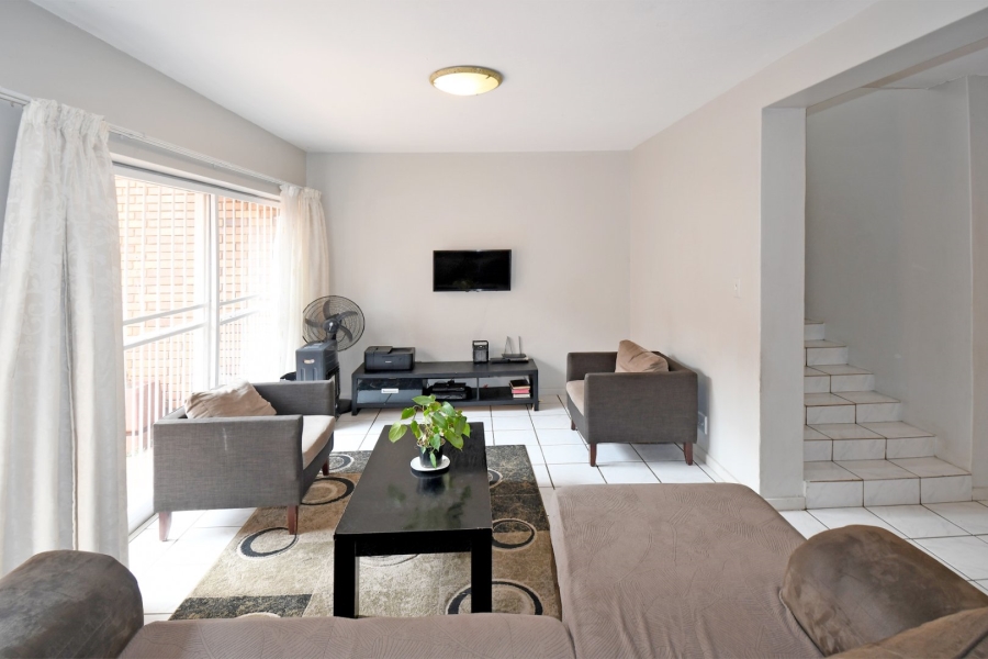 3 Bedroom Property for Sale in Wierda Park Gauteng