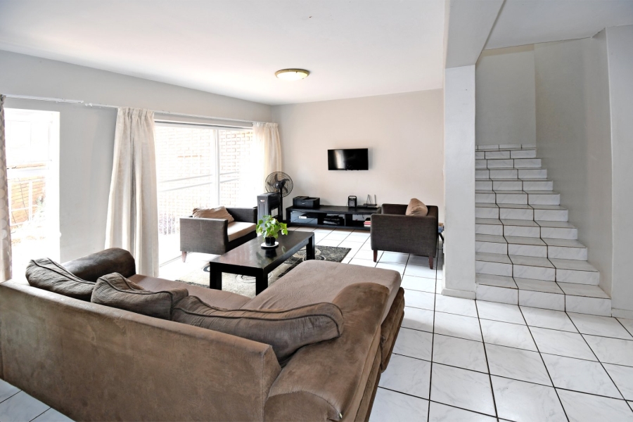 3 Bedroom Property for Sale in Wierda Park Gauteng