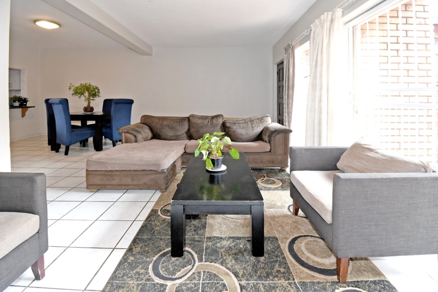 3 Bedroom Property for Sale in Wierda Park Gauteng