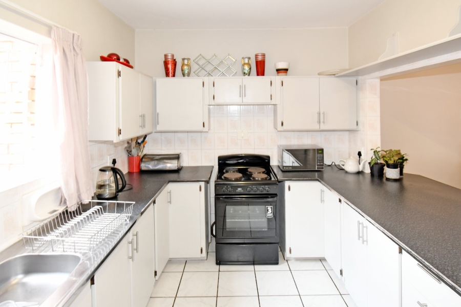 3 Bedroom Property for Sale in Wierda Park Gauteng