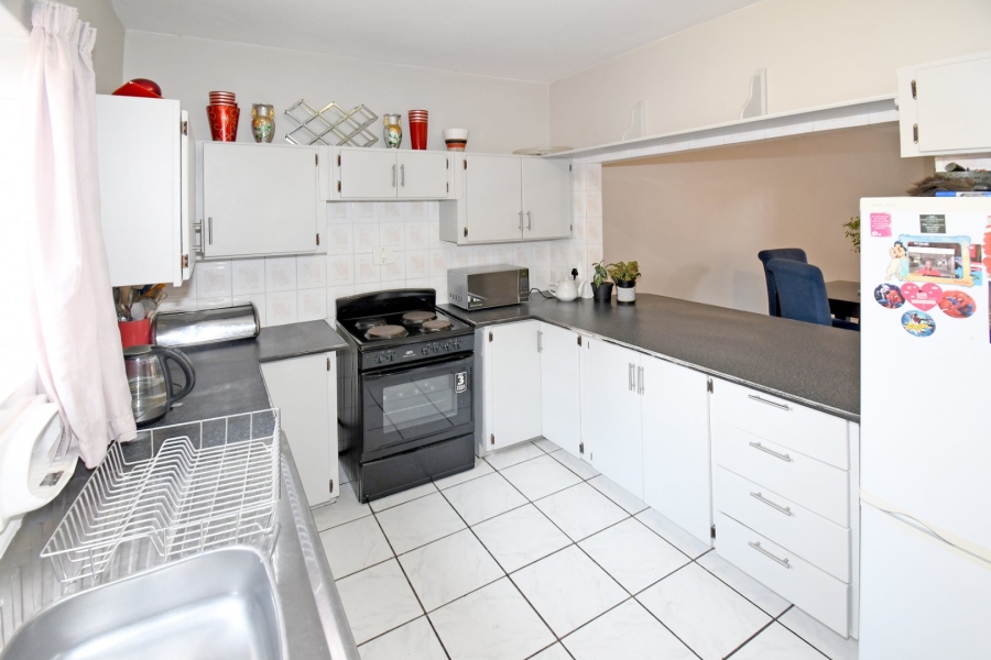 3 Bedroom Property for Sale in Wierda Park Gauteng