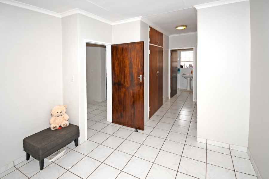 3 Bedroom Property for Sale in Wierda Park Gauteng