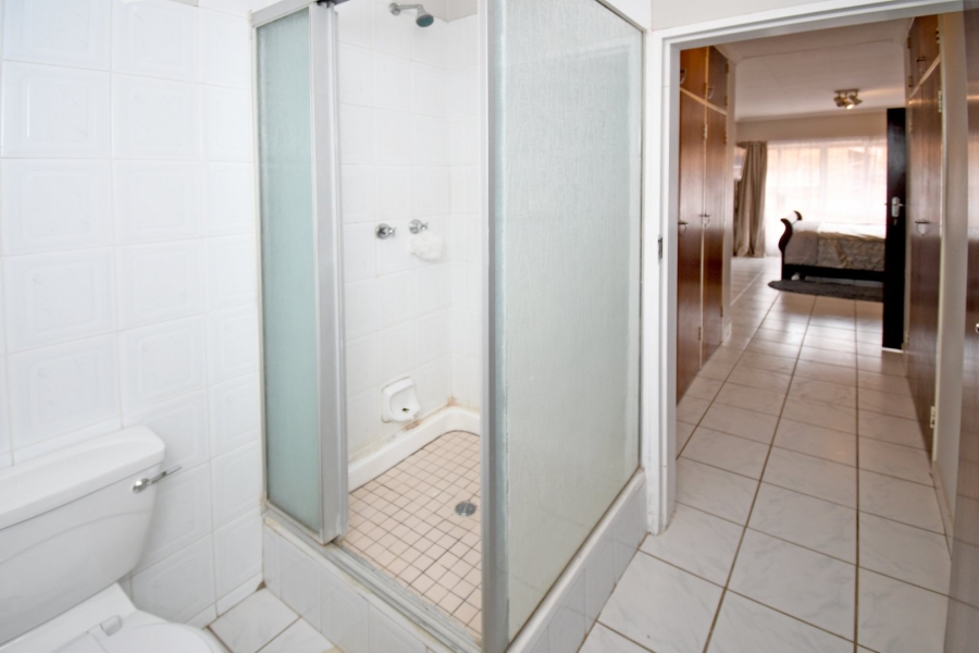3 Bedroom Property for Sale in Wierda Park Gauteng