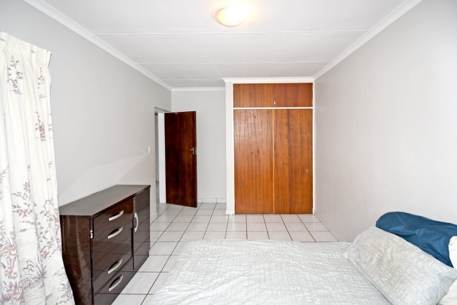 3 Bedroom Property for Sale in Wierda Park Gauteng