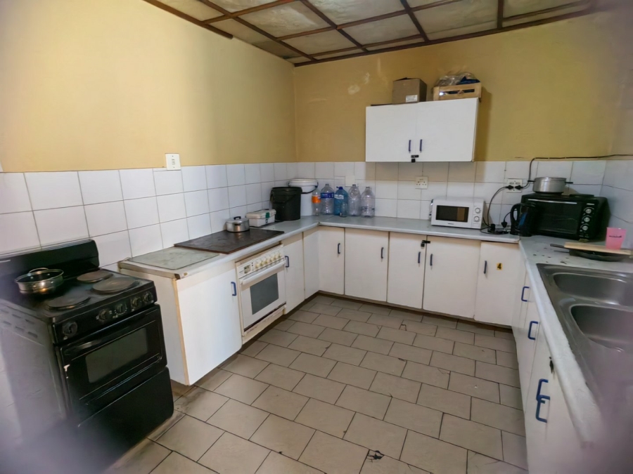 9 Bedroom Property for Sale in Westdene Gauteng