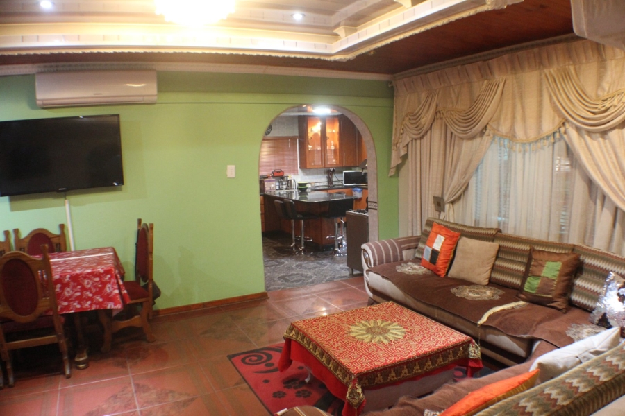 5 Bedroom Property for Sale in Mid Ennerdale Gauteng