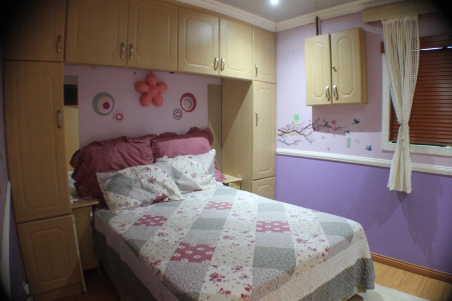 5 Bedroom Property for Sale in Mid Ennerdale Gauteng