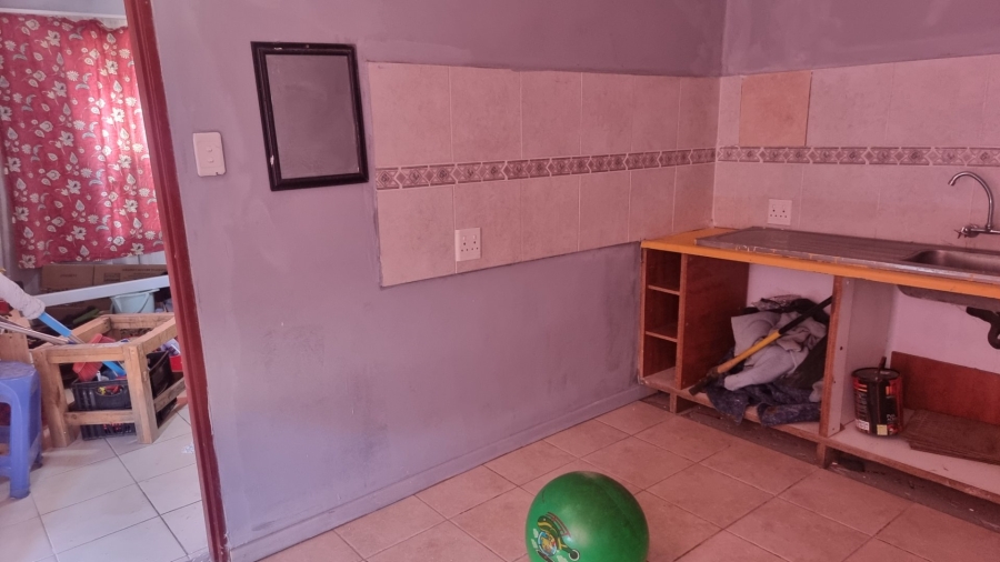 5 Bedroom Property for Sale in Mid Ennerdale Gauteng