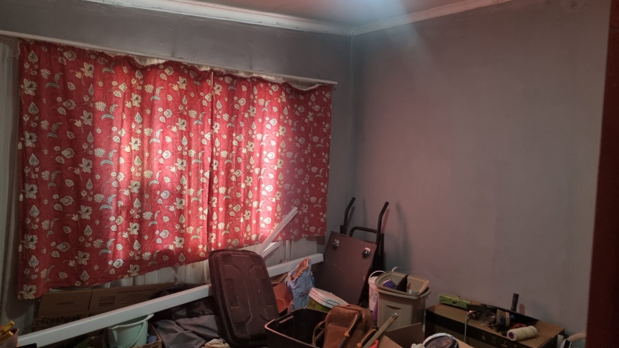5 Bedroom Property for Sale in Mid Ennerdale Gauteng