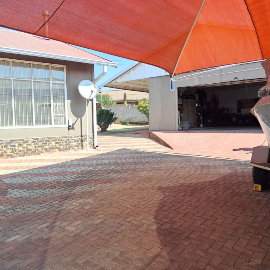 3 Bedroom Property for Sale in Vaal Marina Gauteng