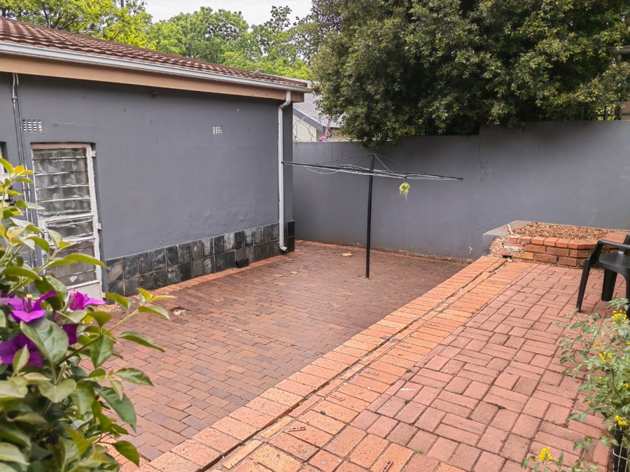 8 Bedroom Property for Sale in Westdene Gauteng
