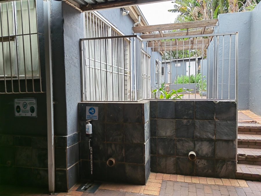 8 Bedroom Property for Sale in Westdene Gauteng