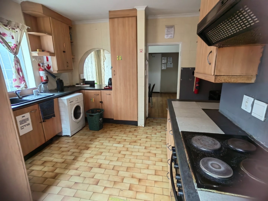 8 Bedroom Property for Sale in Westdene Gauteng