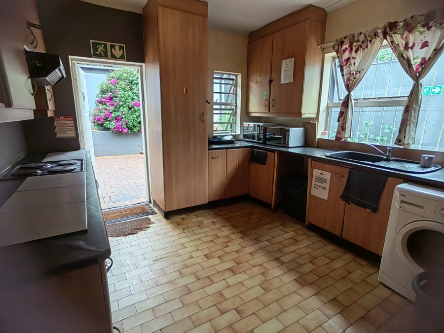 8 Bedroom Property for Sale in Westdene Gauteng