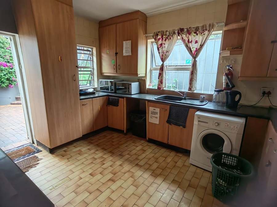 8 Bedroom Property for Sale in Westdene Gauteng