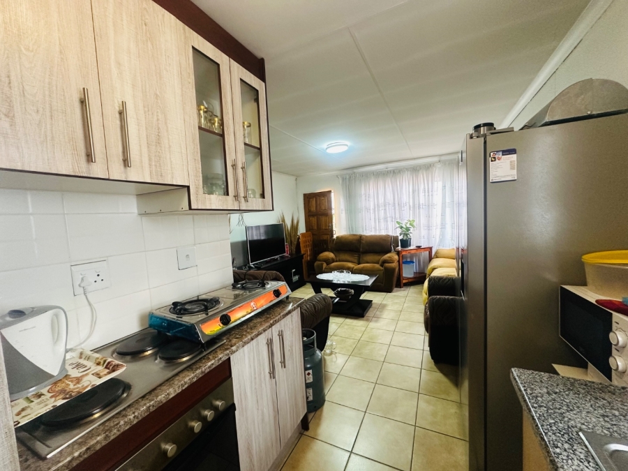 2 Bedroom Property for Sale in Cosmo City Gauteng