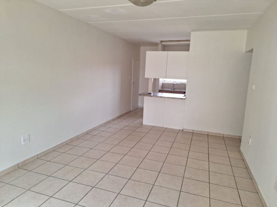 2 Bedroom Property for Sale in Birchleigh Gauteng