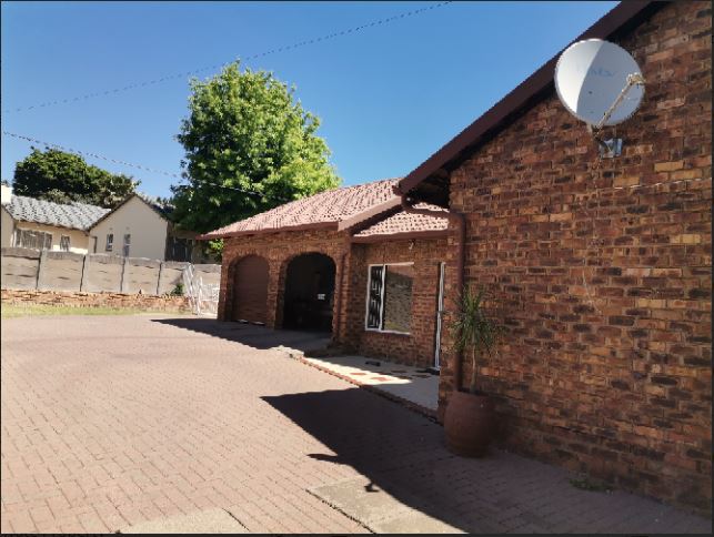 4 Bedroom Property for Sale in Norkem Park Gauteng