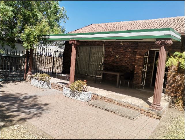 4 Bedroom Property for Sale in Norkem Park Gauteng