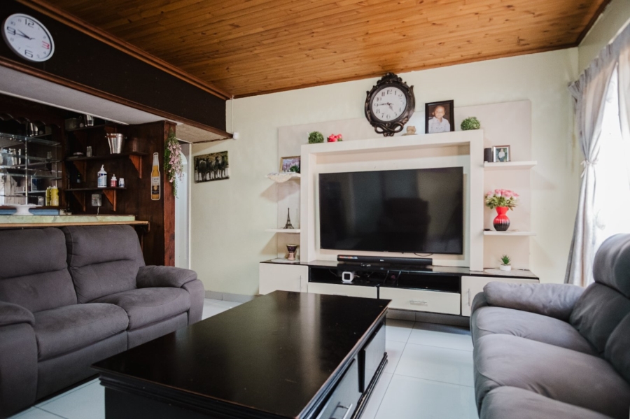 3 Bedroom Property for Sale in Rosettenville Gauteng