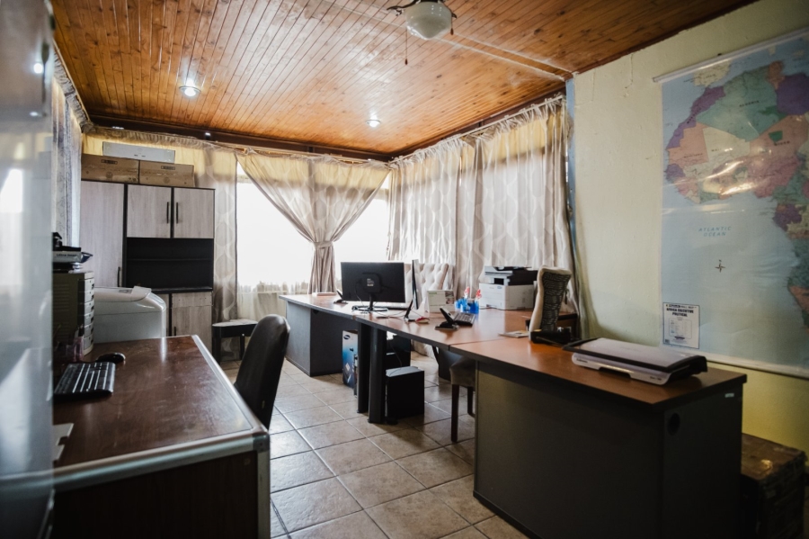 3 Bedroom Property for Sale in Rosettenville Gauteng
