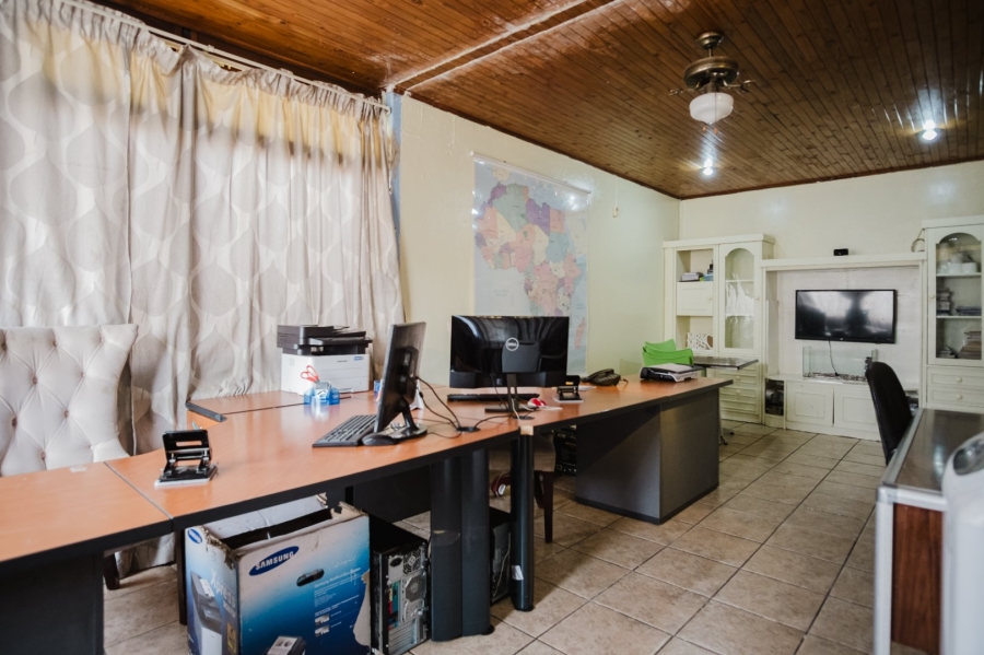 3 Bedroom Property for Sale in Rosettenville Gauteng