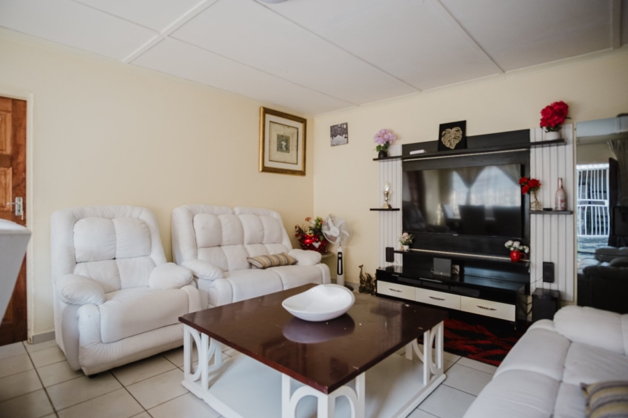 3 Bedroom Property for Sale in Rosettenville Gauteng