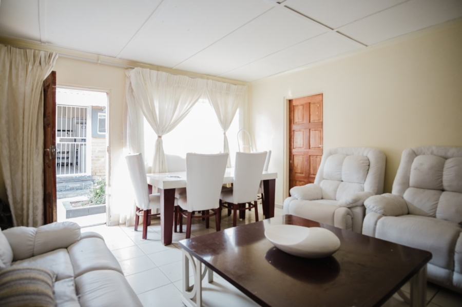 3 Bedroom Property for Sale in Rosettenville Gauteng