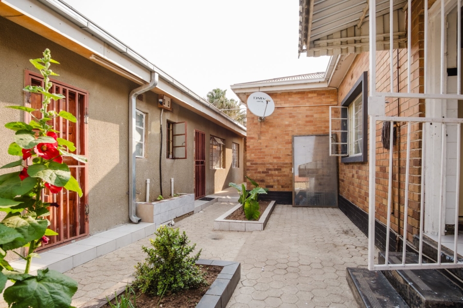 3 Bedroom Property for Sale in Rosettenville Gauteng