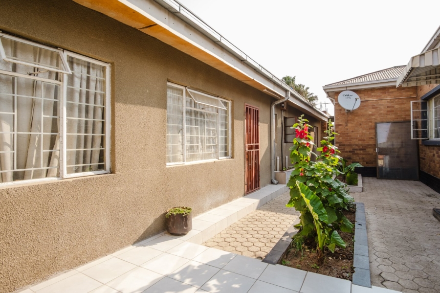 3 Bedroom Property for Sale in Rosettenville Gauteng