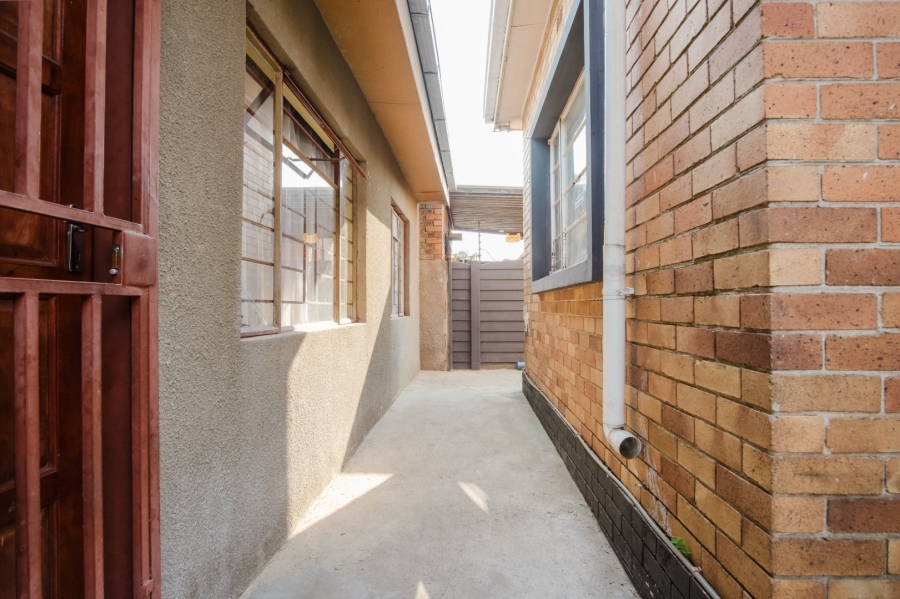 3 Bedroom Property for Sale in Rosettenville Gauteng