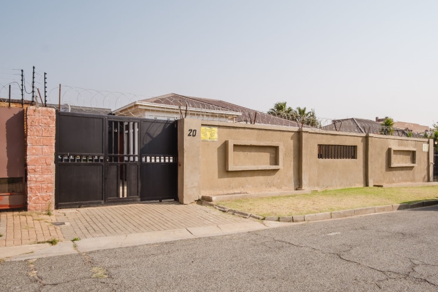 3 Bedroom Property for Sale in Rosettenville Gauteng