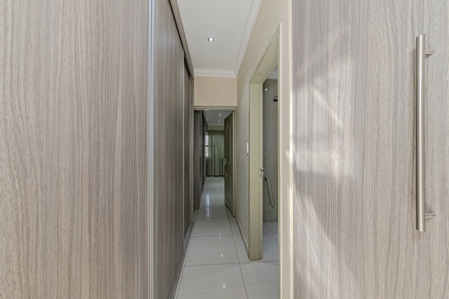 4 Bedroom Property for Sale in Douglasdale Gauteng