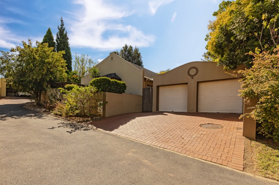 4 Bedroom Property for Sale in Douglasdale Gauteng