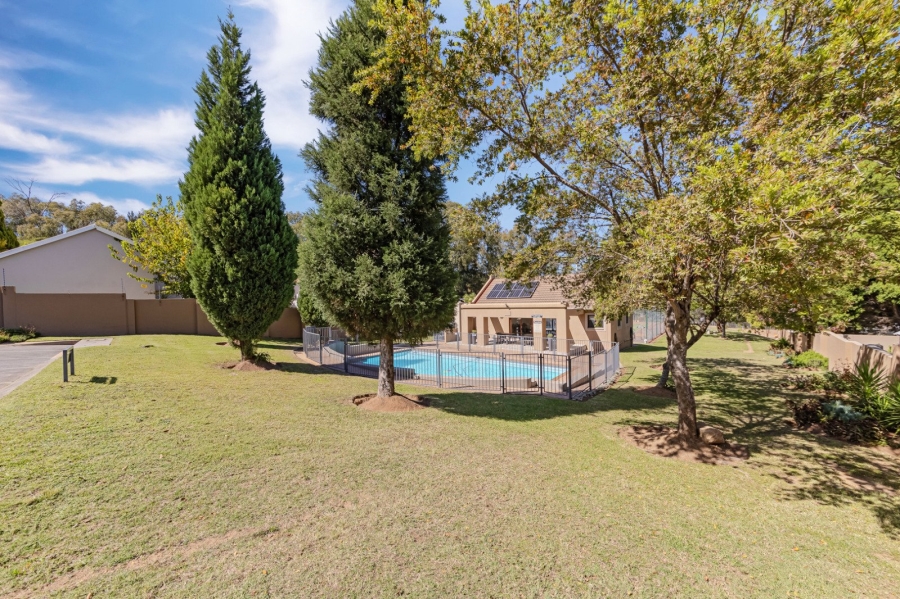 4 Bedroom Property for Sale in Douglasdale Gauteng