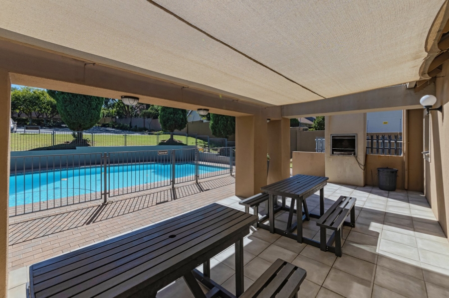 4 Bedroom Property for Sale in Douglasdale Gauteng