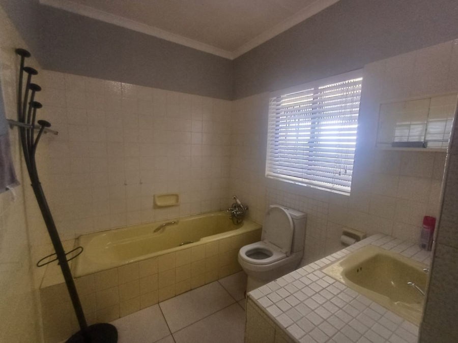 To Let commercial Property for Rent in Menlo Park Gauteng