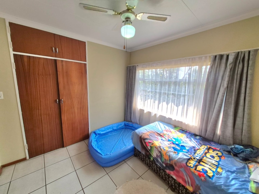 3 Bedroom Property for Sale in Garsfontein Gauteng