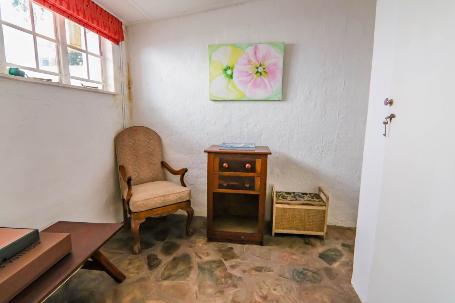 5 Bedroom Property for Sale in Thatchfield Close Gauteng