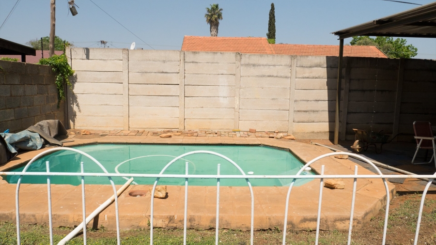 3 Bedroom Property for Sale in Silverton Gauteng