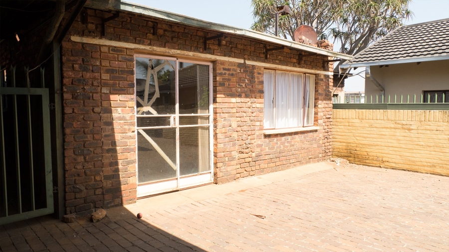 3 Bedroom Property for Sale in Silverton Gauteng