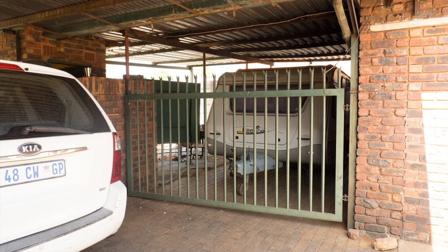 3 Bedroom Property for Sale in Silverton Gauteng
