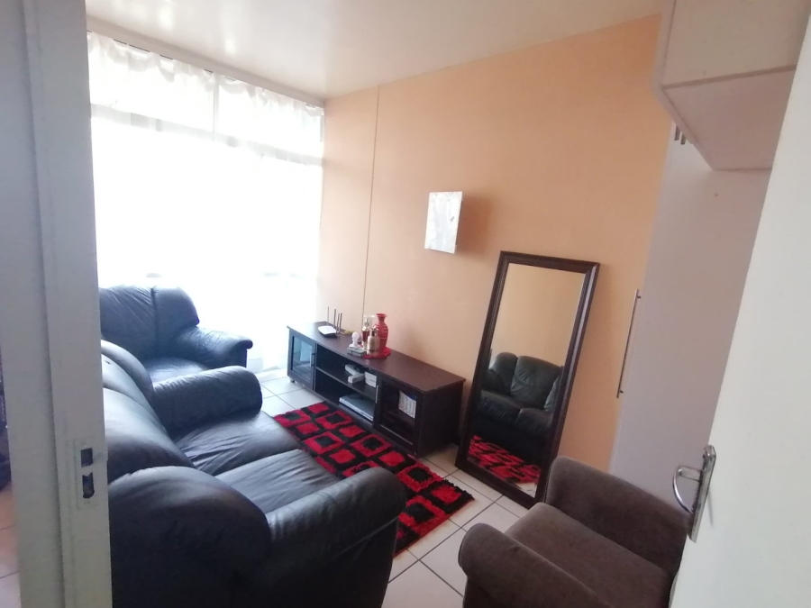 2 Bedroom Property for Sale in Muckleneuk Gauteng