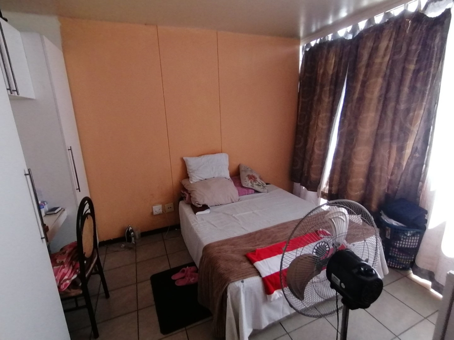 2 Bedroom Property for Sale in Muckleneuk Gauteng