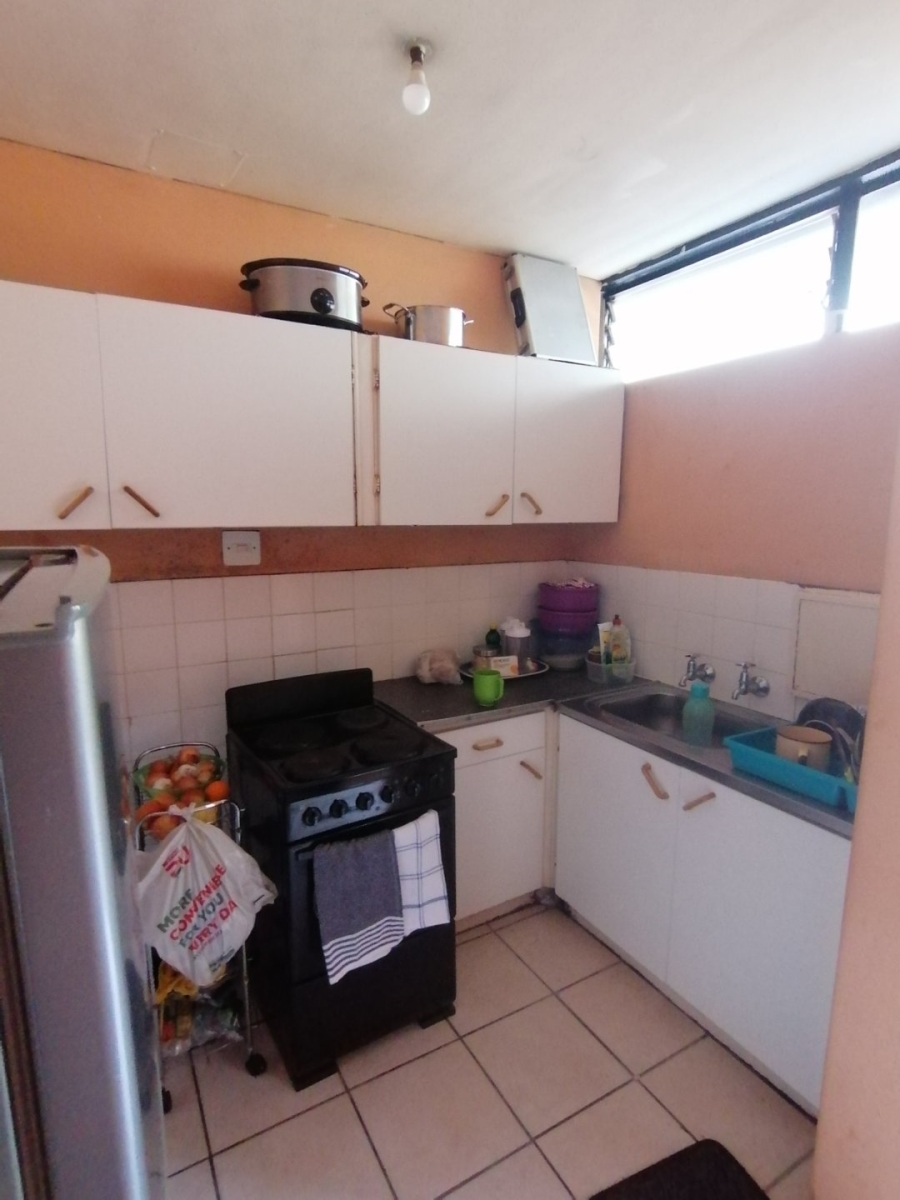 2 Bedroom Property for Sale in Muckleneuk Gauteng